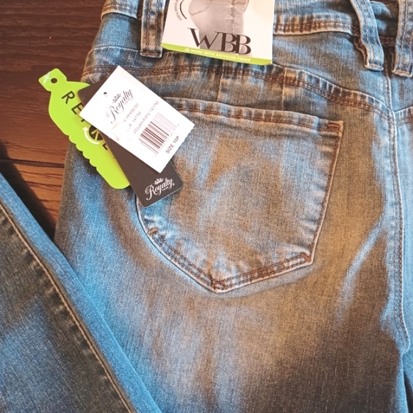 Royalty for Me Mid-Rise Skinny Jean - Picture 5 of 6
